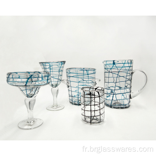 ensemble de verres à boire en verre à martini